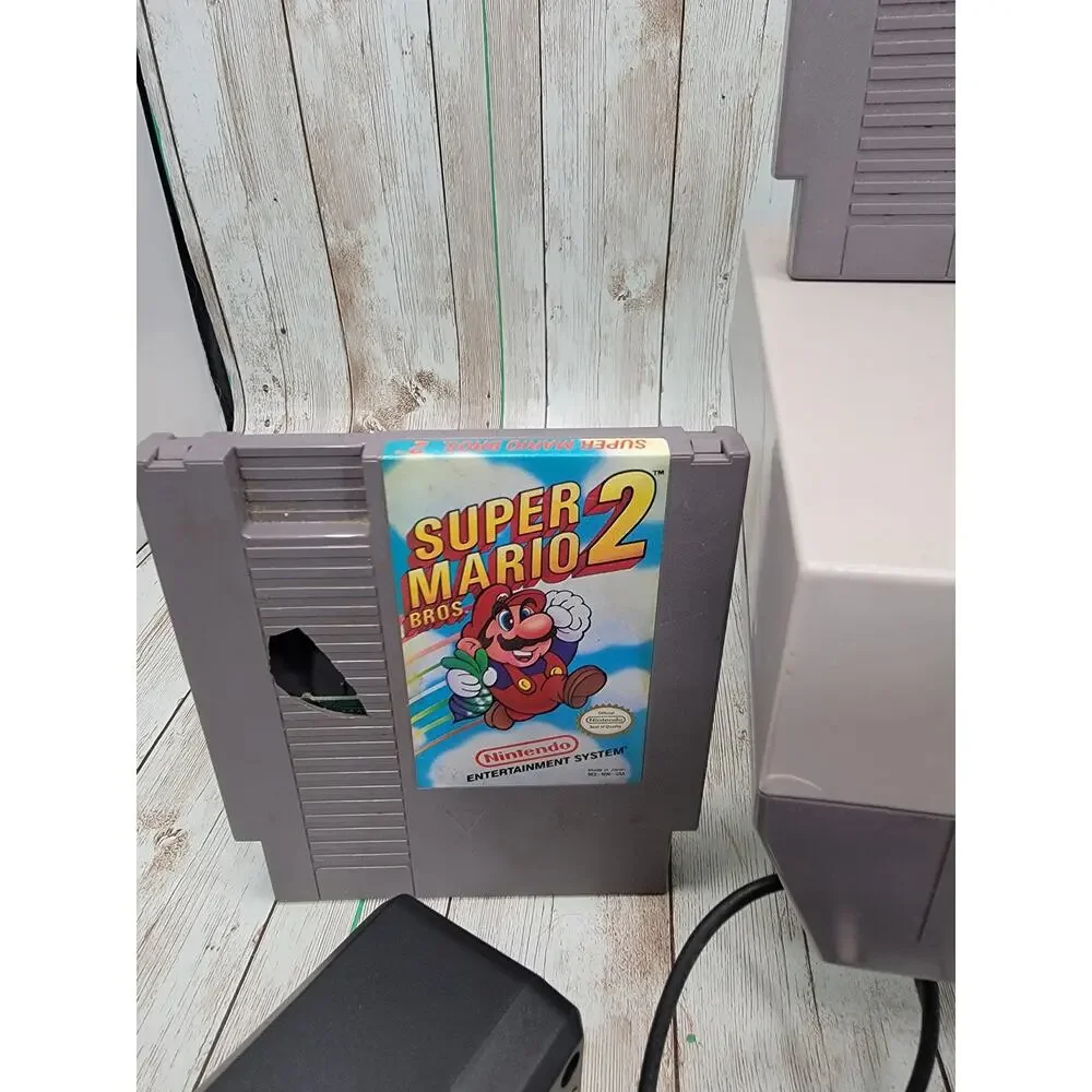 Original Nintendo NES System Console 2 Controllers Hook Ups & AV 3 Free Games